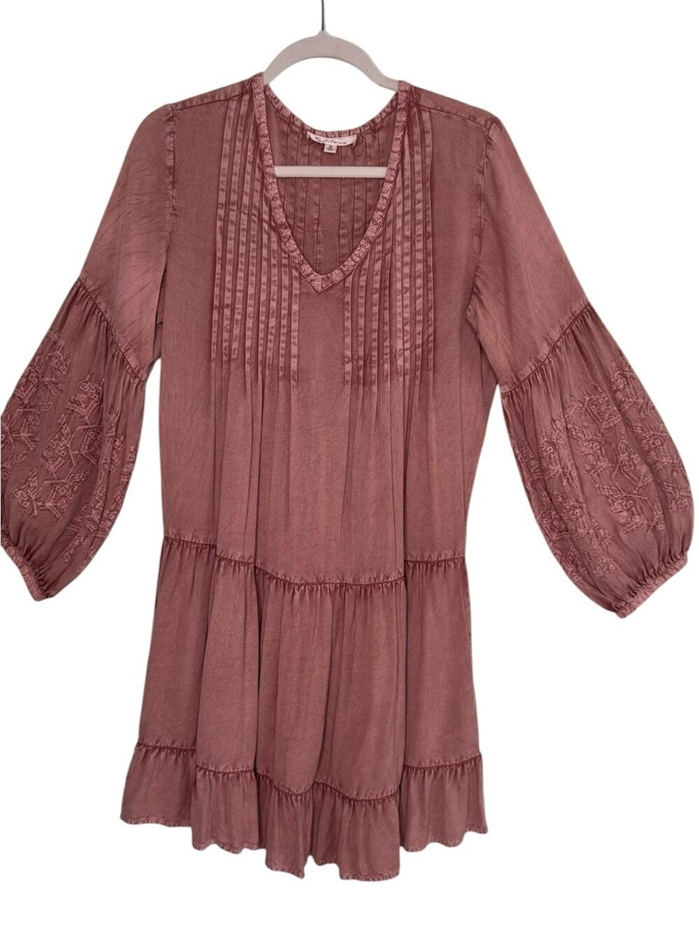 SOLITAIRE Boho Embroidered Pintuck Tiered Dress Mauve Size Small